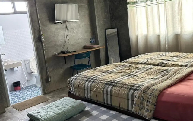 Stay with Brite The Home-stay in Chiang Mai