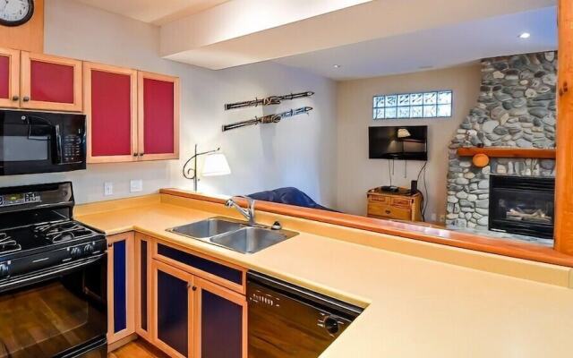 Polar Peak Lodges by Fernie Lodging CO