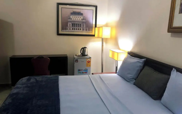 Hotel Mallika Company SL
