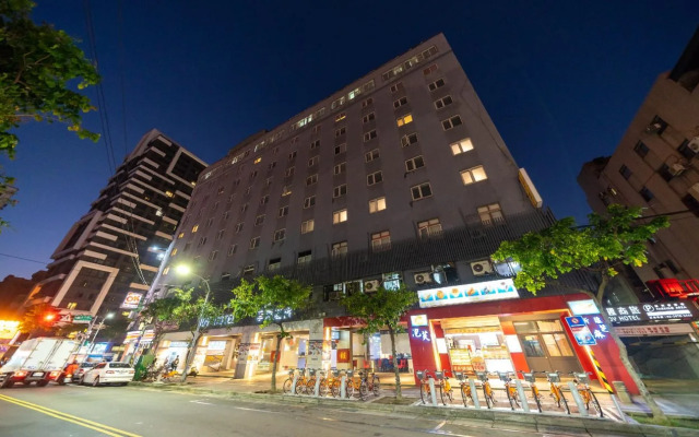 Walker Hotel Sanchong