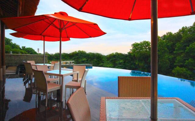 The Sterling Villas