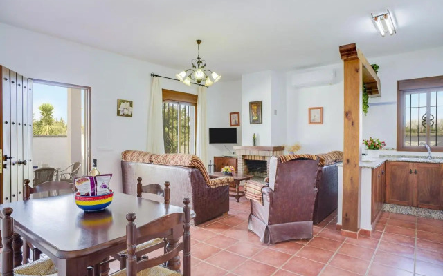 Casa Villanueva 4 - Sólo Familias