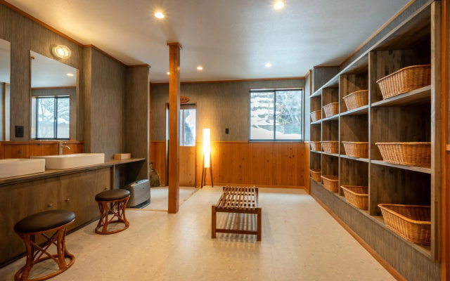 Shirabu Onsen Higashiya