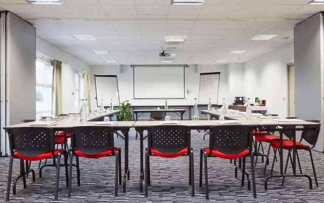 Kyriad Clermont Ferrand Nord - Riom