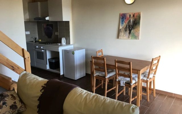 Arion Stables & Apartments