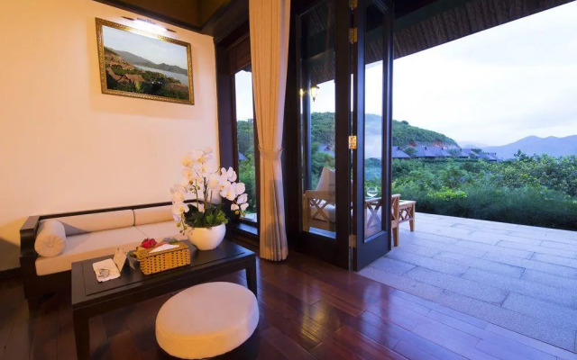 Hon Tam Resort Bungalow