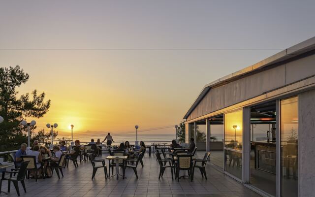 Sunset Paradise Resort