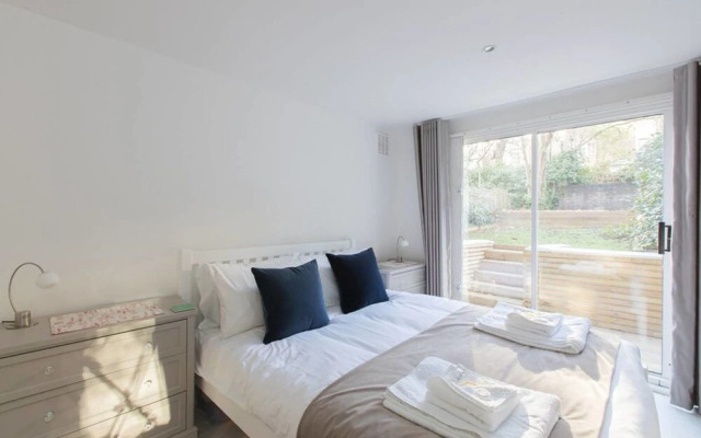 Charming 2 bed With Garden in Notting Hill