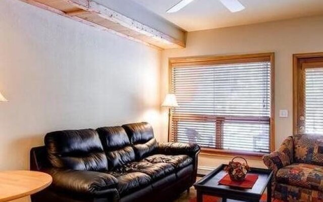 Pinecreek By Pinnacle Lodging