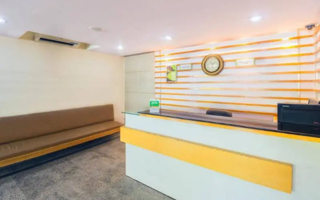 FabHotel Vinflora Banjara Hills