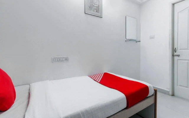 OYO Flagship 46112 Nest Residency