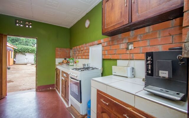Ewaka Guesthouse and Backpackers