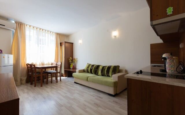 Two Bedroom Apartment with Kitchen & Balcony