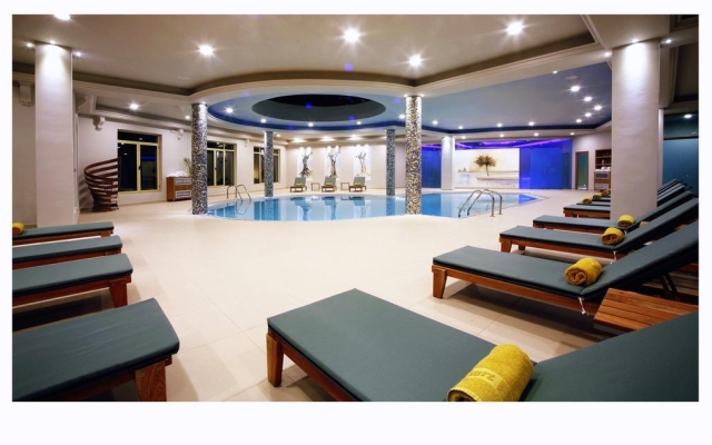 Pilot Beach Resort