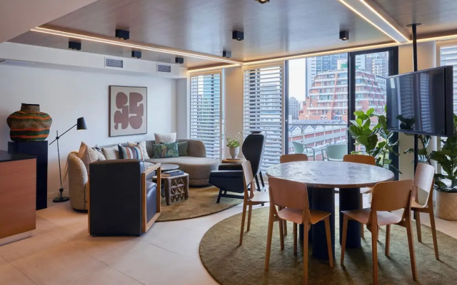 Xenia Signature Collection by Totalstay