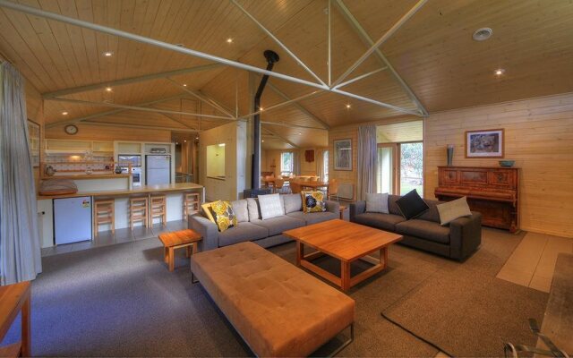Warreen Chalet