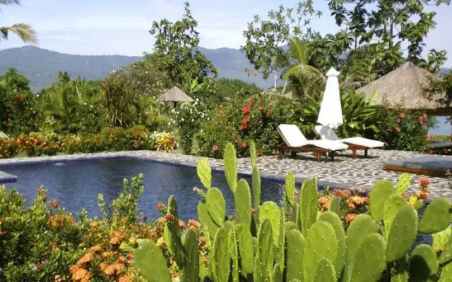 Kundalini Beach Houses