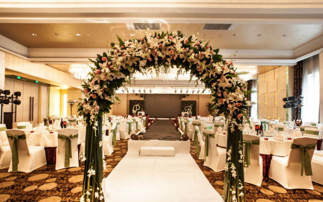 Holiday Inn Beijing Focus Square by IHG