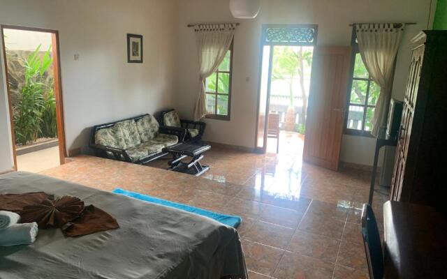 Lovina Vibes Hotel