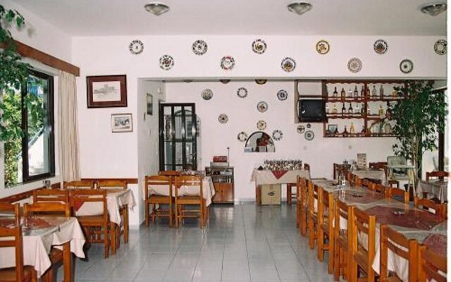 Garden Hotel