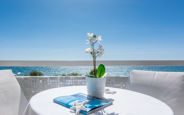 HomeHolidaysRentals Mariluz