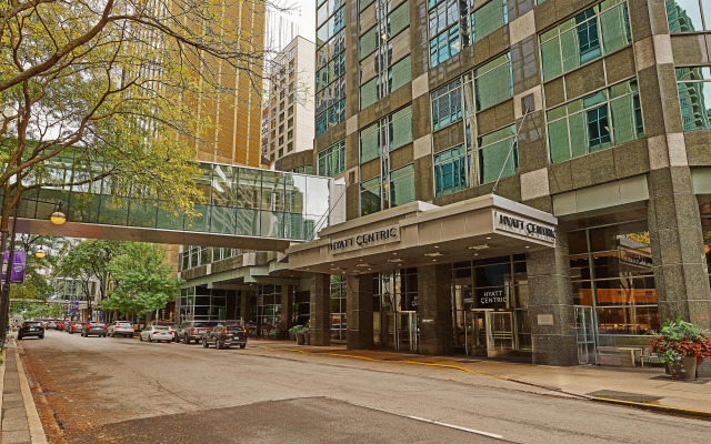 Hyatt Centric Chicago Magnificent Mile
