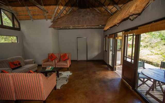 Royal Thonga Safari Lodge