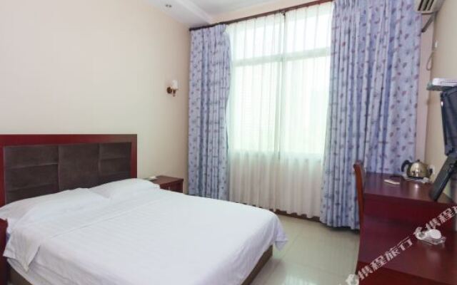 Huilong Business Hostel