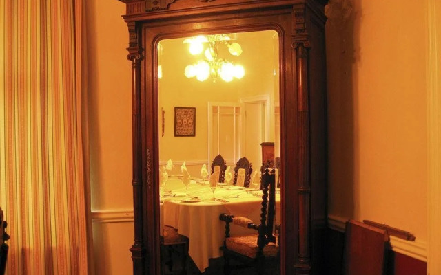 Riebeek Valley Hotel