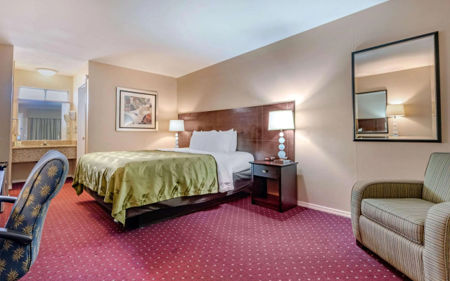 Scottish Fairway Inn