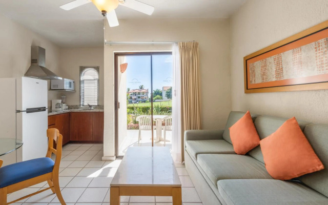 Park Royal Homestay Los Cabos