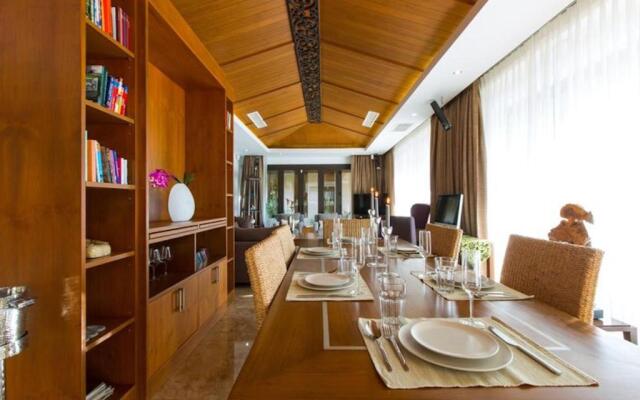 Dasiri Lakefront Villa Premium