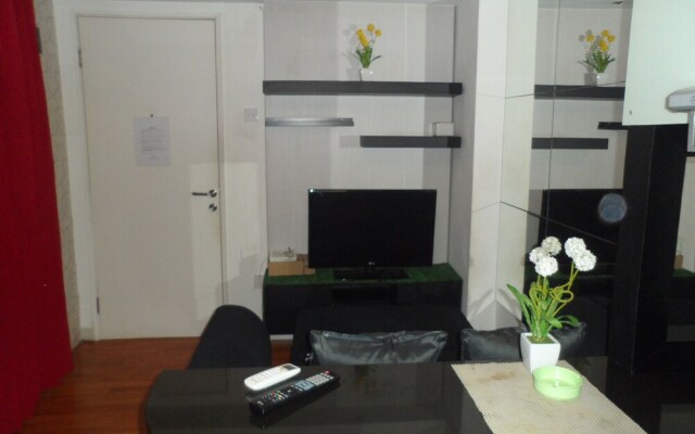 Apartment Kalibata City By Luxury Pro