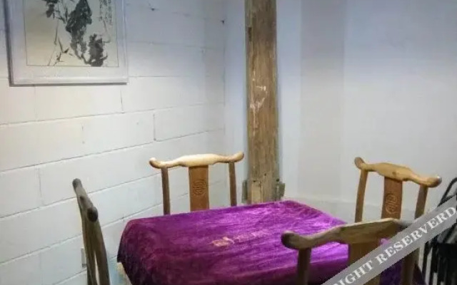 Xiangyu Yangguang Gallery Inn