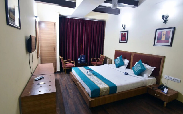 Moti Mahal Hotel and Restaurant