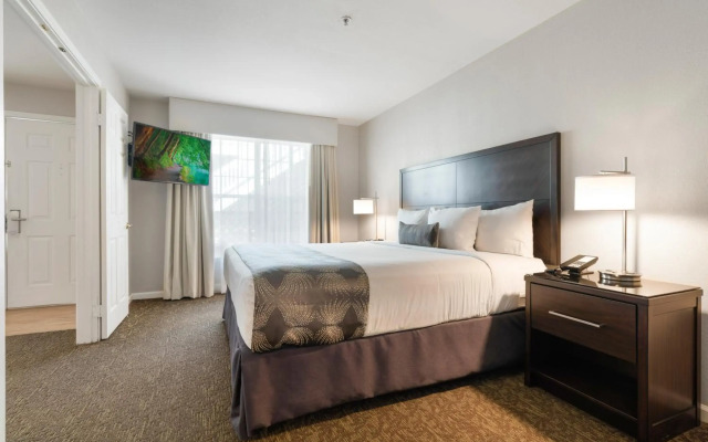 Chase Suites Hotel Brea-Fullerton