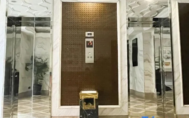 Yazz Hotel