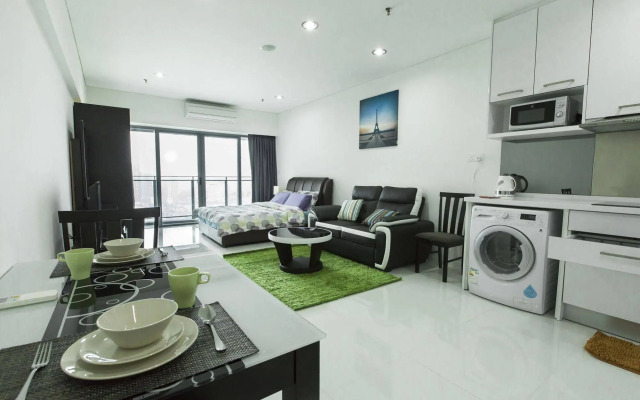 Summer Suites Bernice