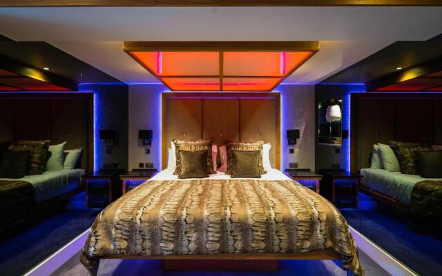 Church Suites by The Cranleigh Boutique