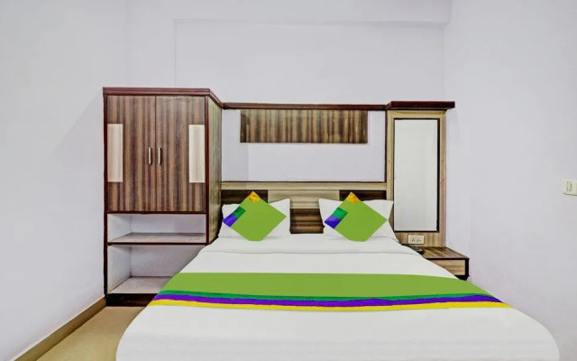 Treebo Trend Hotel Golden Bird
