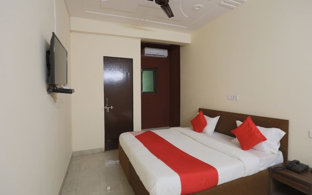 Hotel 2 Yaars by OYO Rooms