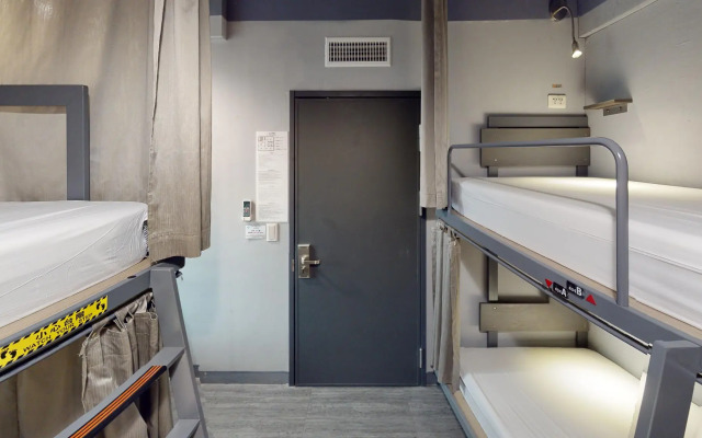 Taipei Travelers International Hostel