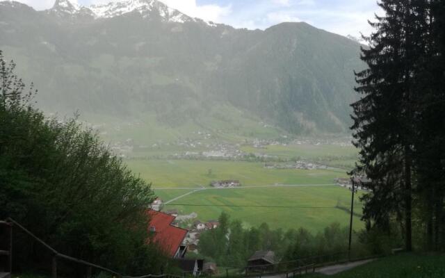 Tanterhutte by Tanterhof