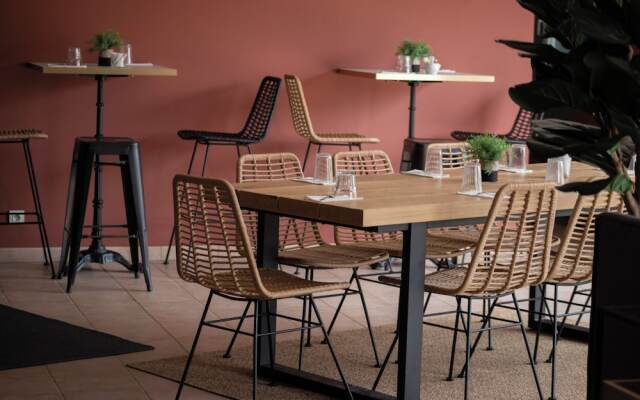 Logis Hotel La Goutte Deau