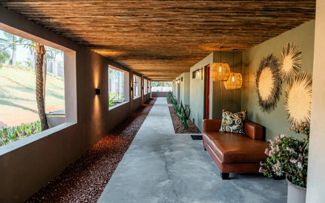 Bambuu Lakeside Lodge