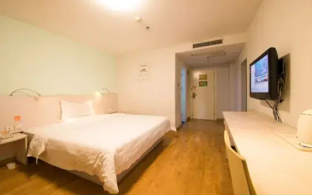 Tairun Boutique Hotel (Hengdian World Studios)