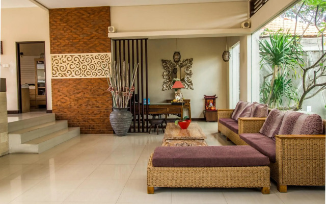 Svarna Suite Seminyak