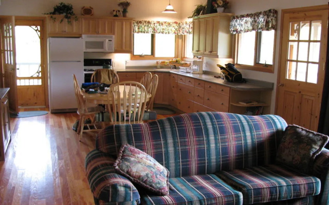 Northern Lights Lodge