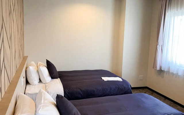 HOTEL LiVEMAX Hiratsuka Ekimae