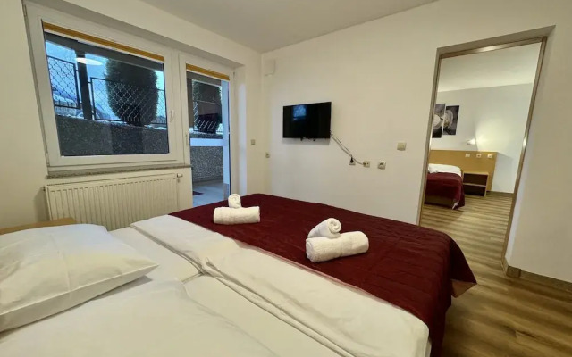 Hotel Center